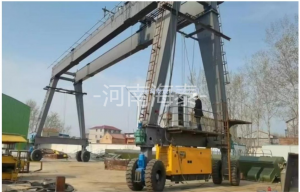 新加坡-轮胎式起重机-MHSLT-32t